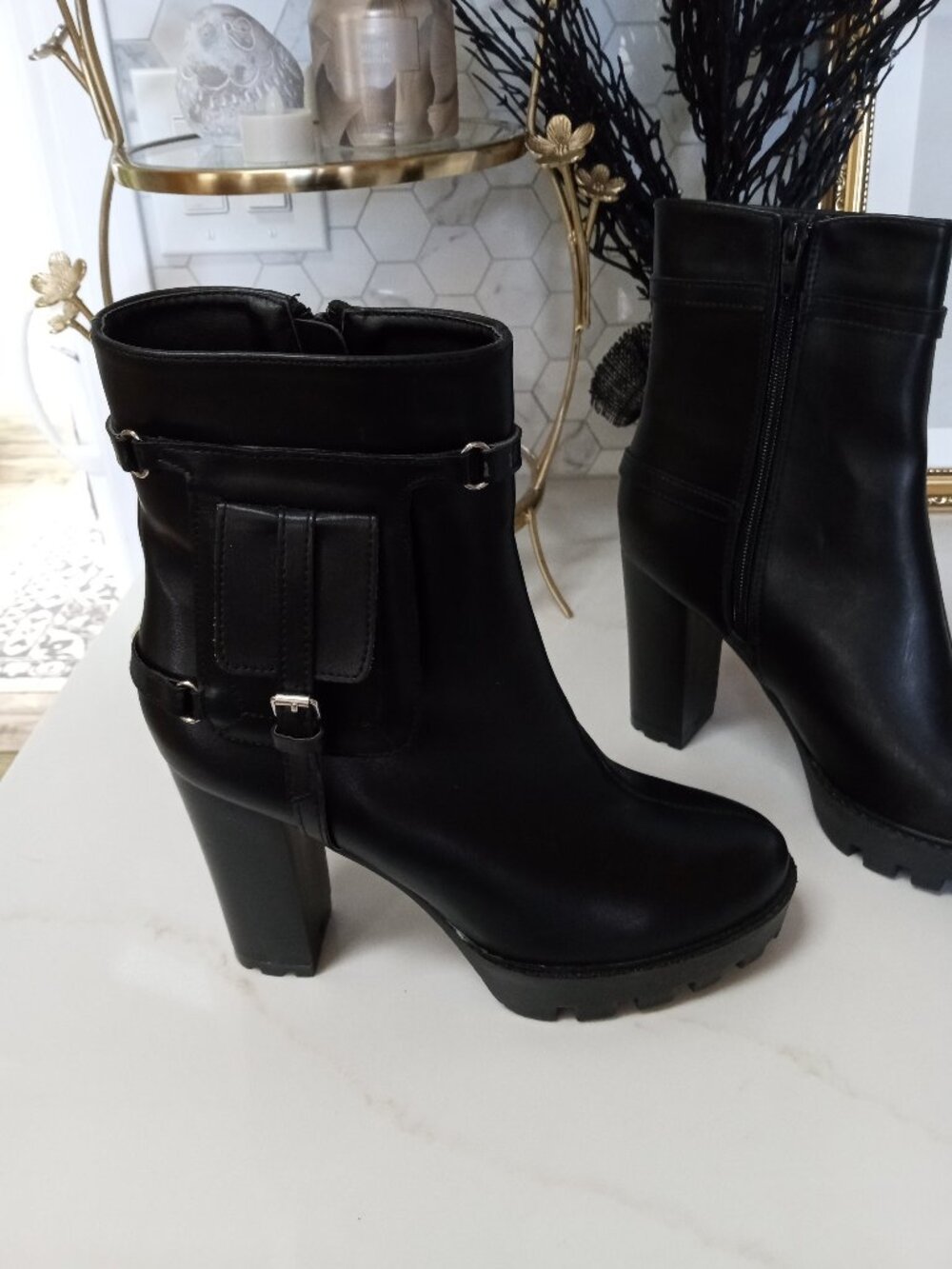 NEW! YOKI Elan PLATFORM LUGG SOLE BOOTS SZ 8 1/2
